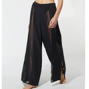 SOLID AND STRIPE beach pants